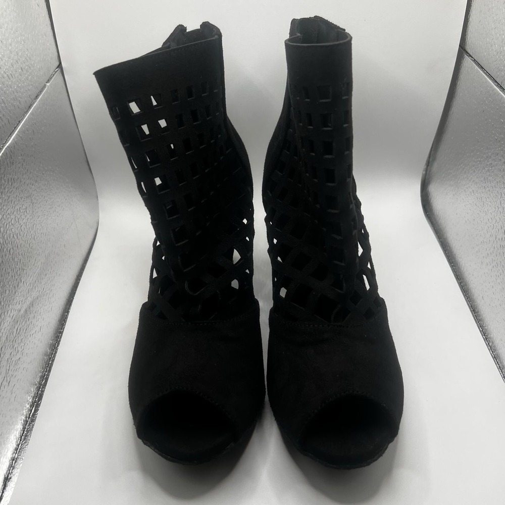 NEW Dance And Sway Women's Size 7-7.5 Black Shoes Flared Heel 3"